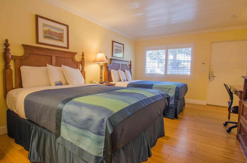 Continental Inn Santa Cruz Room photo